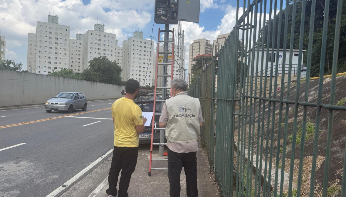 Em São Caetano do Sul, Ipem-SP verifica radar na avenida Guido Aliberti